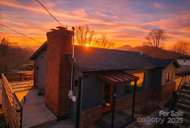 $475,000 | 113 Hillside Street, Canton, NC 28716