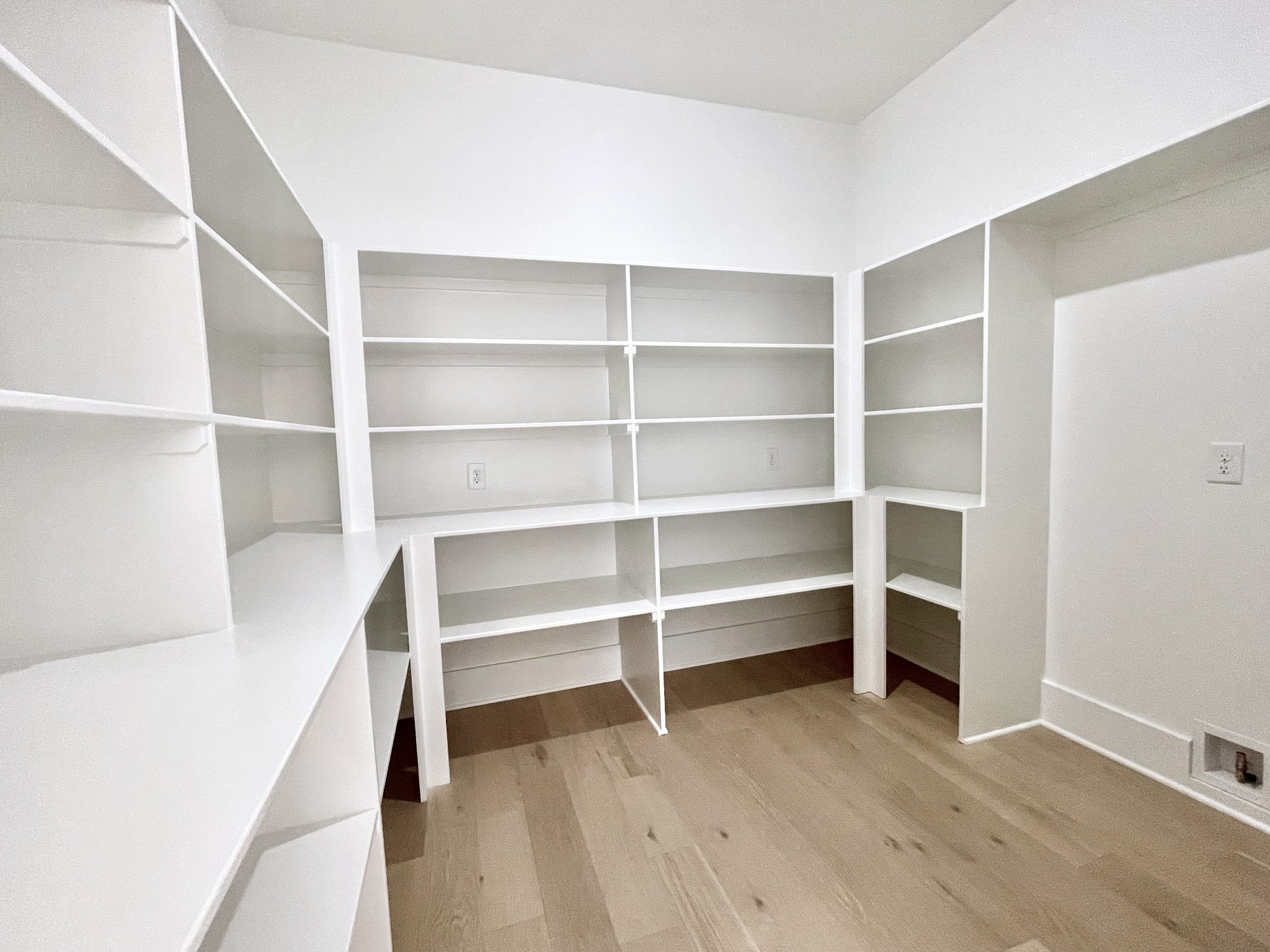 9917 Elland Road Brentwood, TN 37027 - Photo 54 of 99 a view of an empty room with empty racks