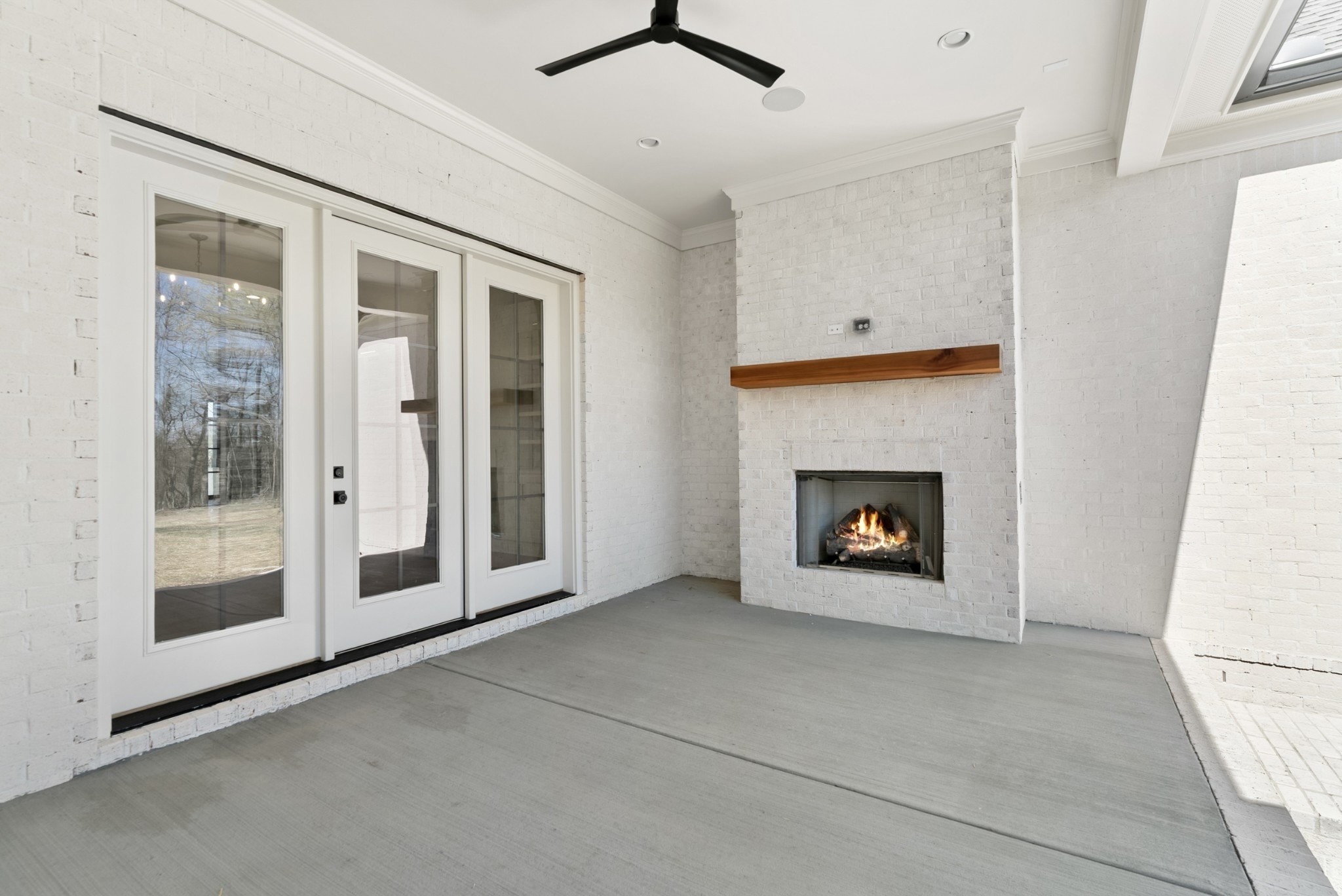 9917 Elland Road Brentwood, TN 37027 - Photo 93 of 99 a view of a livingroom with a fireplace
