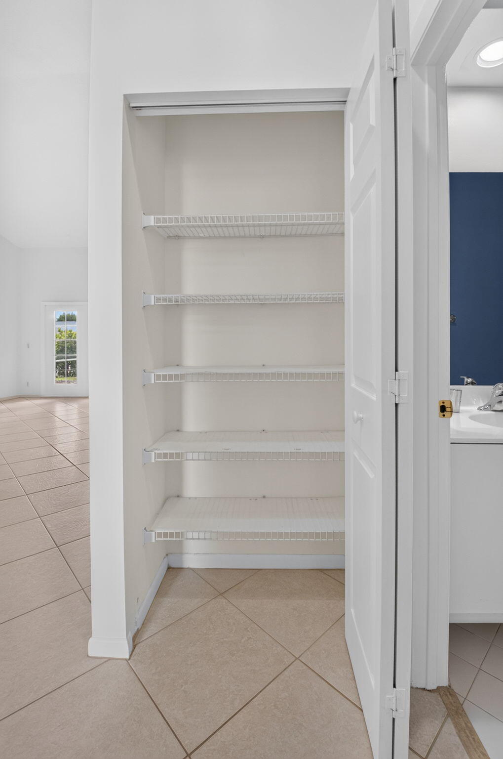 23256 Alora Drive Boca Raton, FL 33433 - Photo 26 of 33 Linen Closet