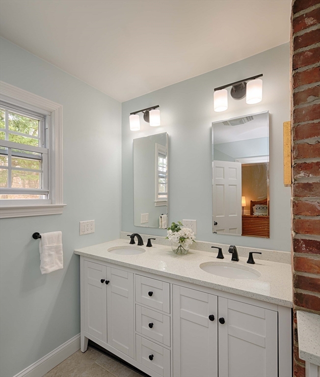 32 Flagg Road Southborough, MA 01772 - Photo 23 of 36 Gallery Image 23