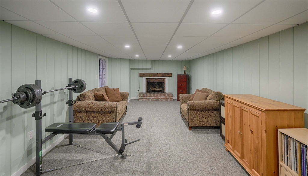 32 Flagg Road Southborough, MA 01772 - Photo 31 of 36 Gallery Image 31