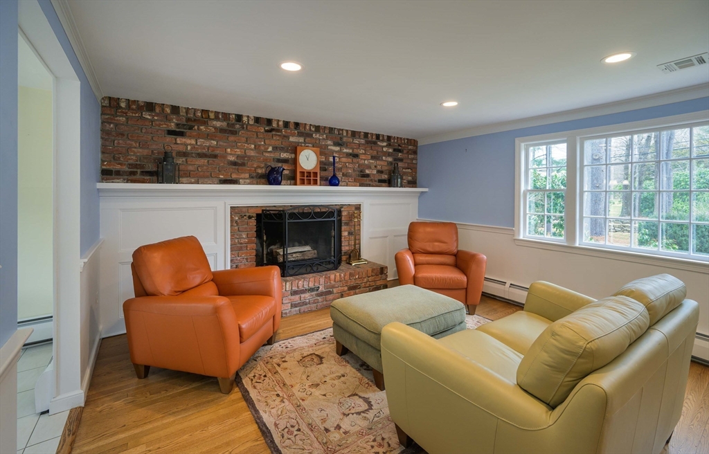32 Flagg Road Southborough, MA 01772 - Photo 5 of 36 Gallery Image 5