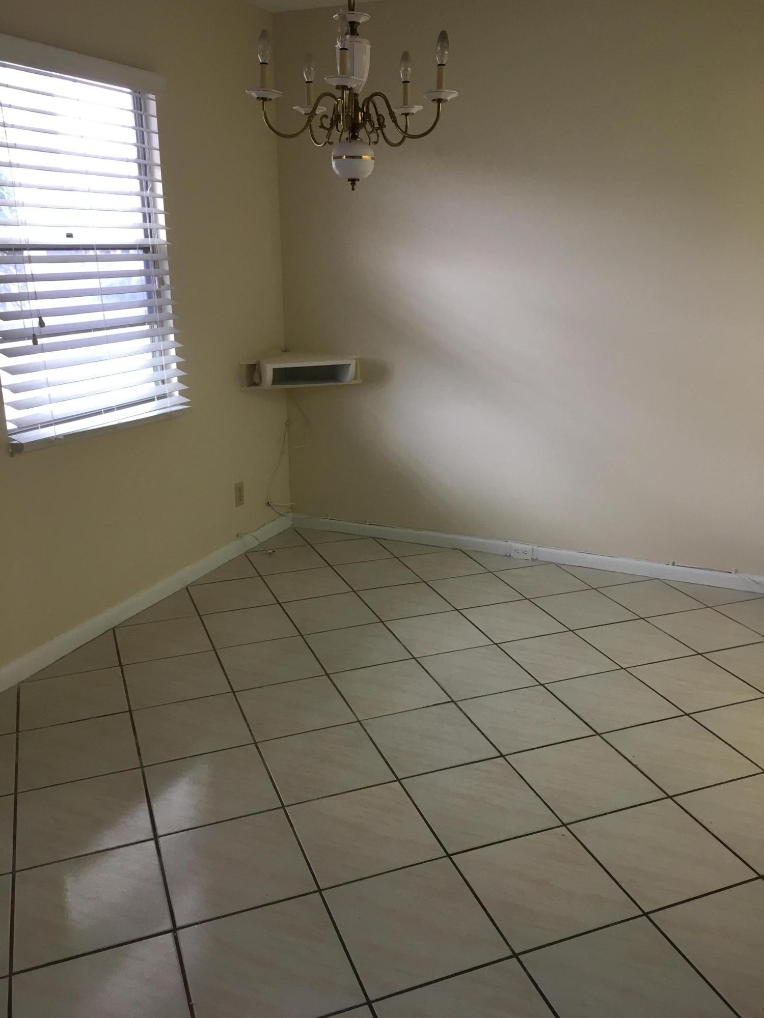 2014 Exeter Boca Raton, FL 33434 - Photo 3 of 23 IMG_0539