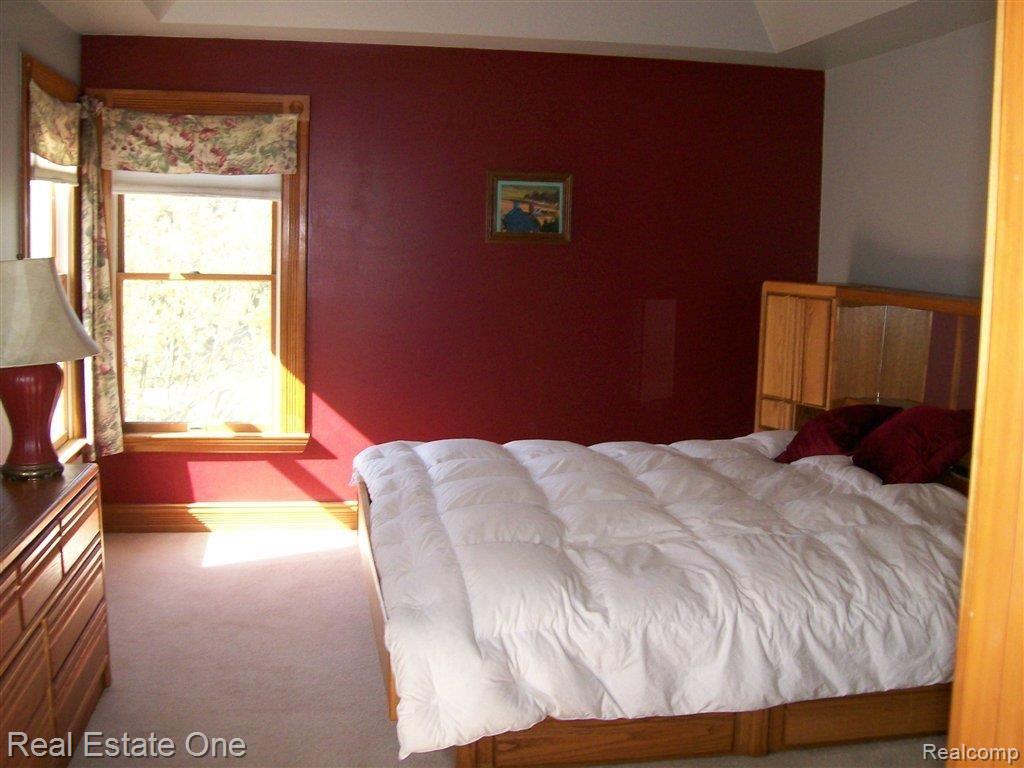 2740 Fisher Road Howell, MI 48855 - Photo 17 of 25 Large master