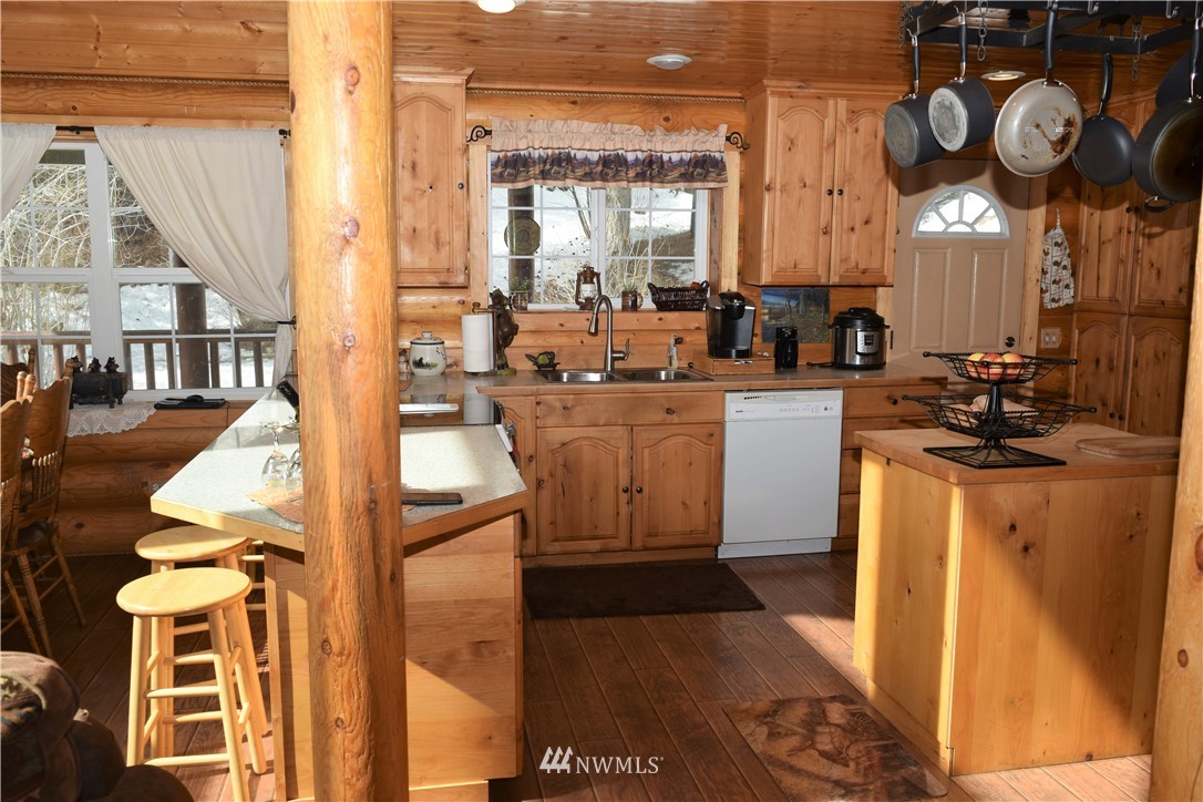 9100 Olalla Canyon Road Cashmere, WA 98815 - Photo 11 of 22 Gallery Image 11