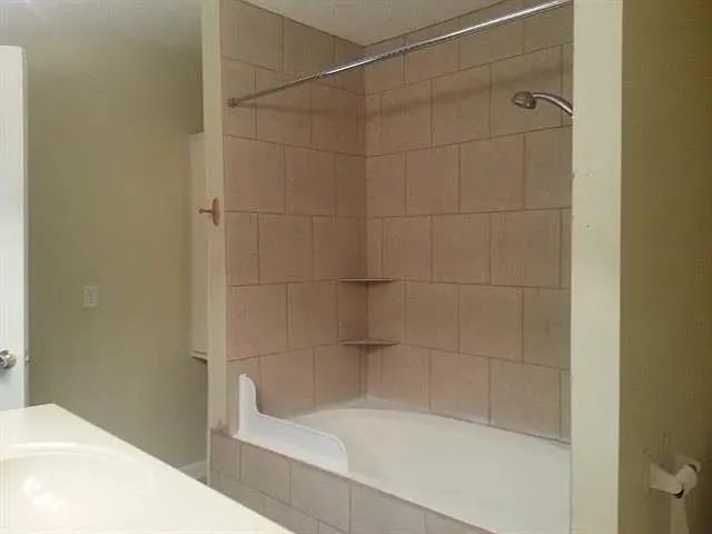 $360,000 | 511 Rogers Road, Newark, TX 76071