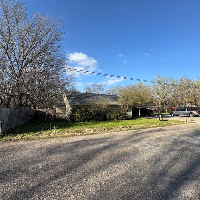 511 Rogers Road Newark, TX 76071 - Photo 13 of 19