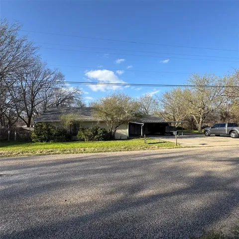 $360,000 | 511 Rogers Road, Newark, TX 76071