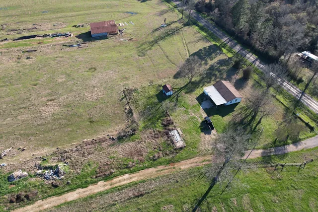 $450,000 | 11200 Fm 699, Joaquin, TX 75954