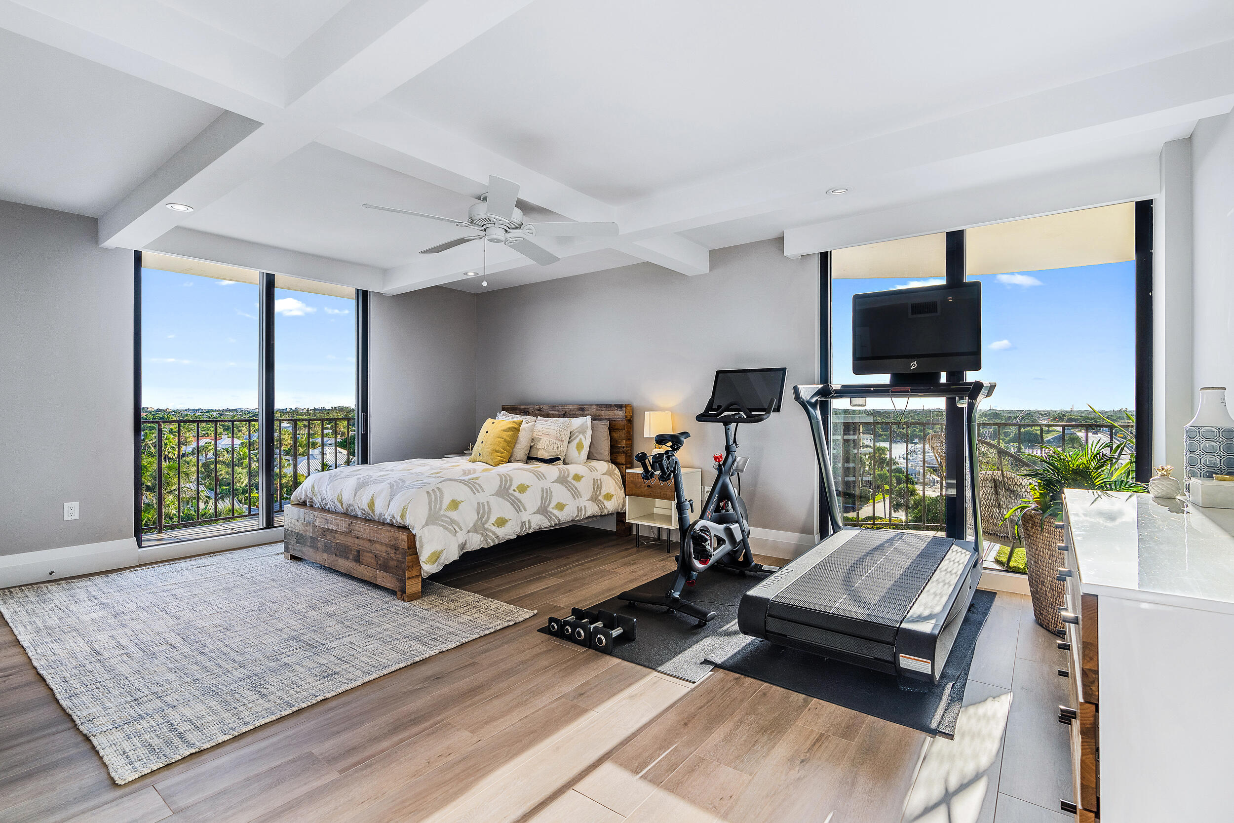 100 South Beach Road, Unit 604 Tequesta, FL 33469 - Photo 31 of 58 a bedroom with a bed and large window