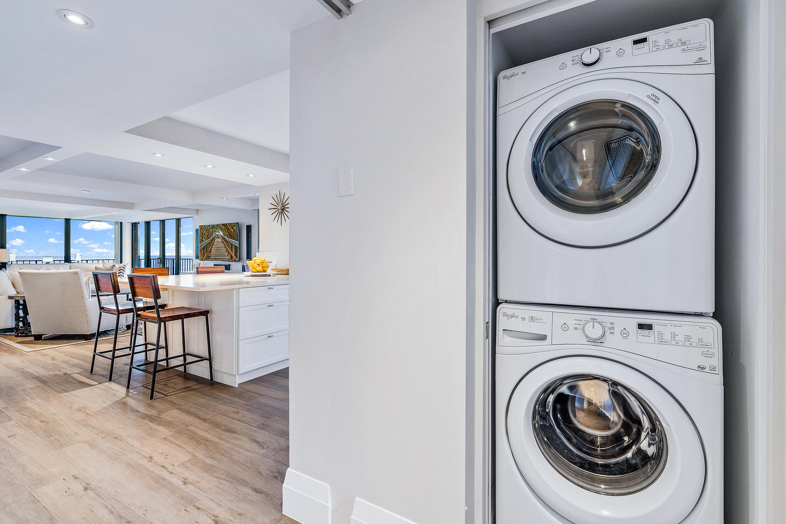 100 South Beach Road, Unit 604 Tequesta, FL 33469 - Photo 39 of 58 a view of livingroom with washer and dryer