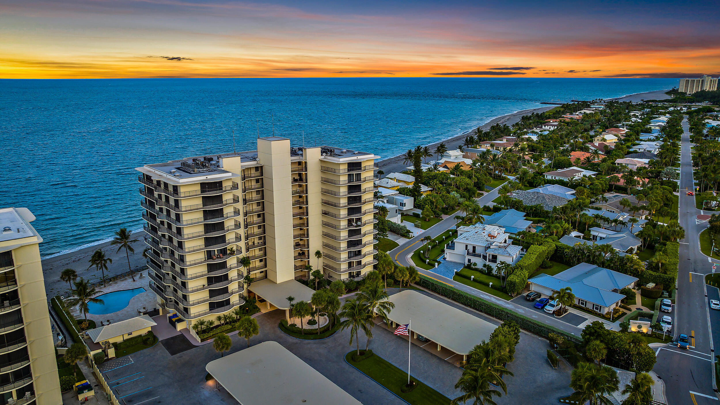 100 South Beach Road, Unit 604 Tequesta, FL 33469 - Photo 51 of 58 a view of a balcony with chairs