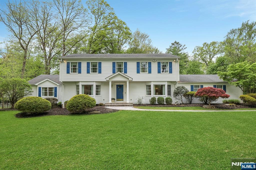 37 Longridge Road Montvale, NJ 07645 - Photo 1 of 43