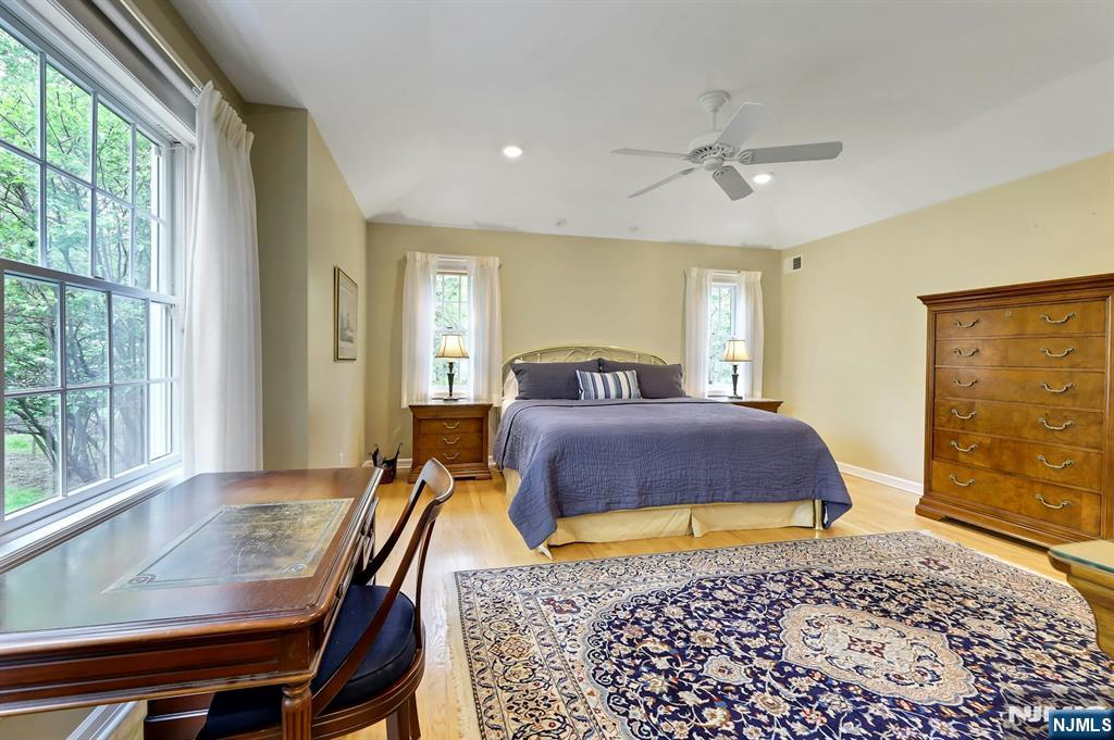 37 Longridge Road Montvale, NJ 07645 - Photo 19 of 43