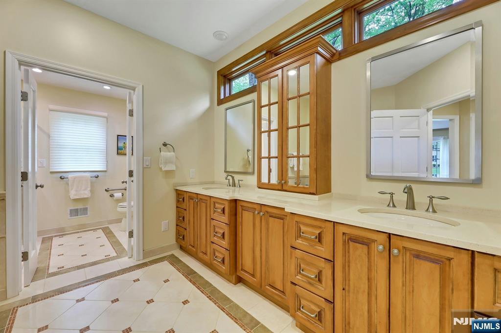 37 Longridge Road Montvale, NJ 07645 - Photo 21 of 43
