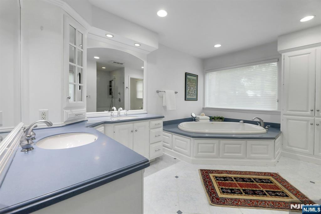37 Longridge Road Montvale, NJ 07645 - Photo 28 of 43