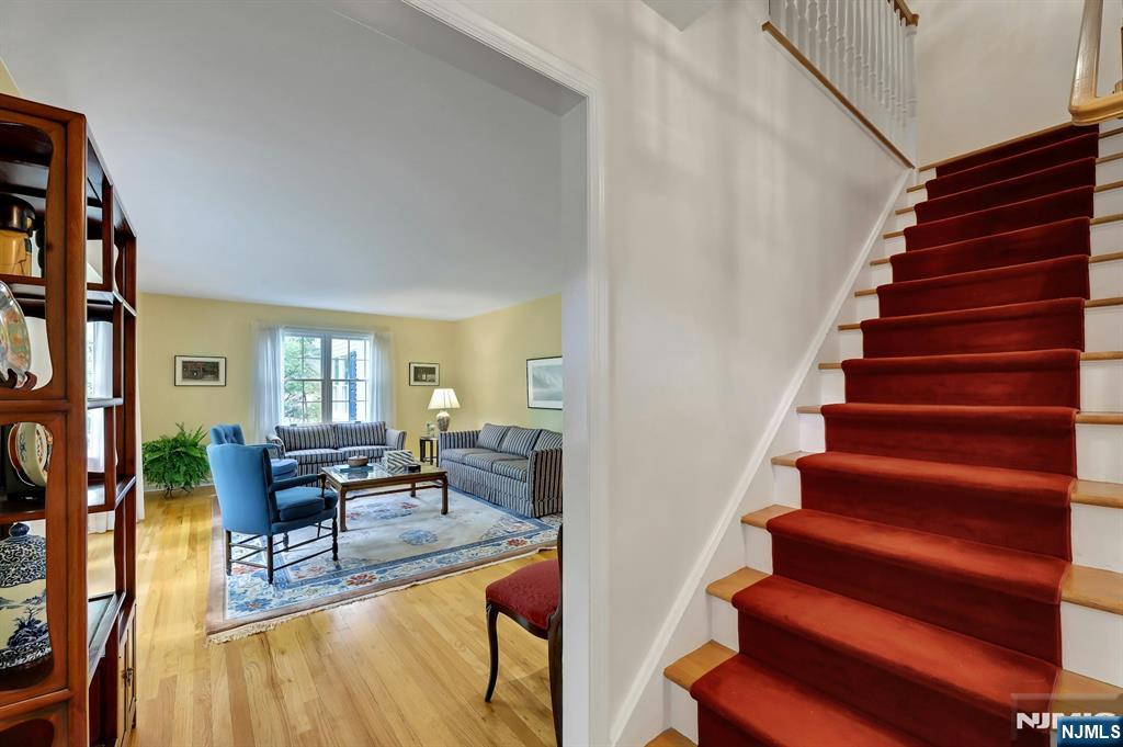 37 Longridge Road Montvale, NJ 07645 - Photo 7 of 43