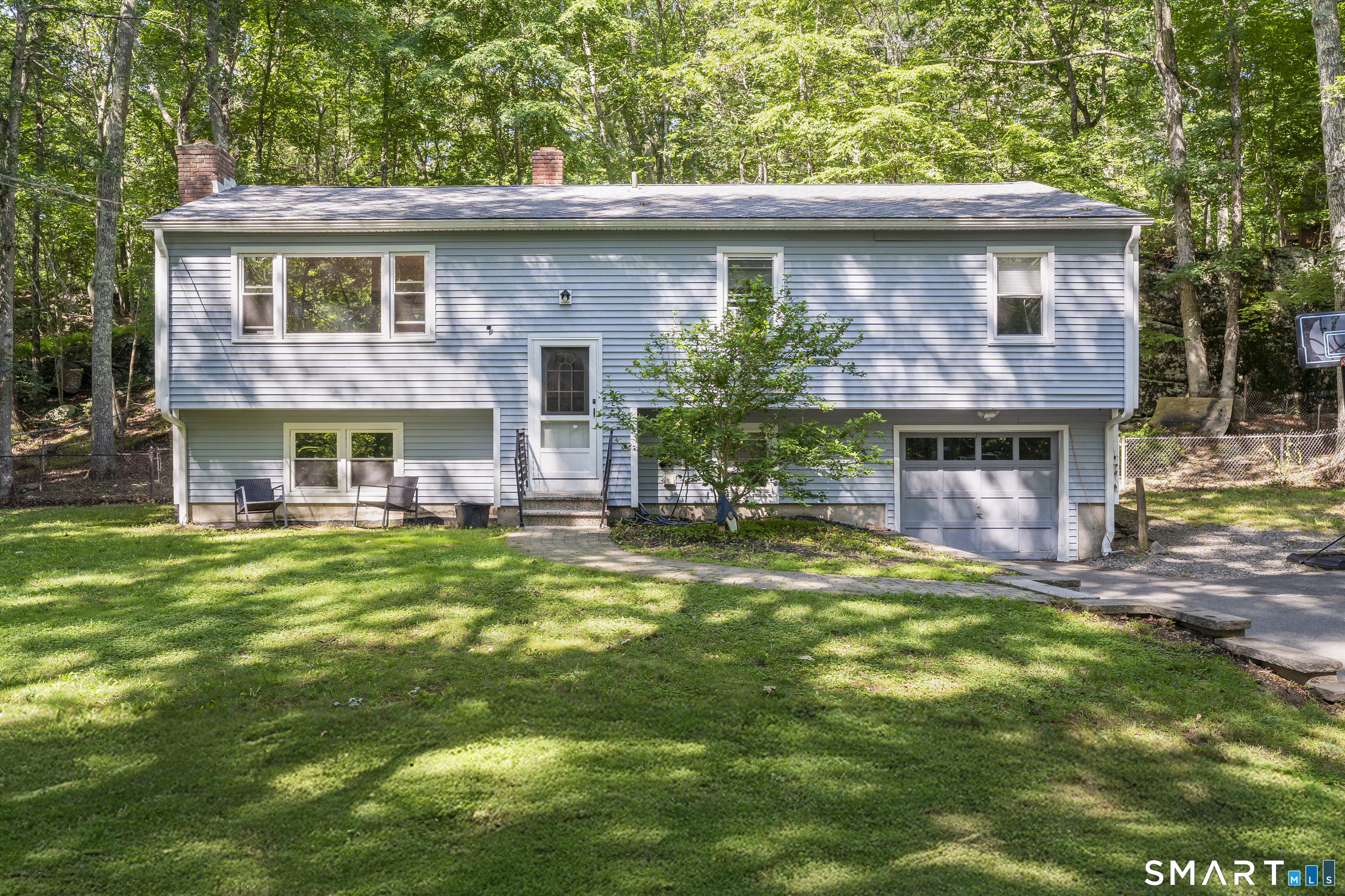 49 Ironworks Road Clinton, CT 06413 - Photo 3 of 35
