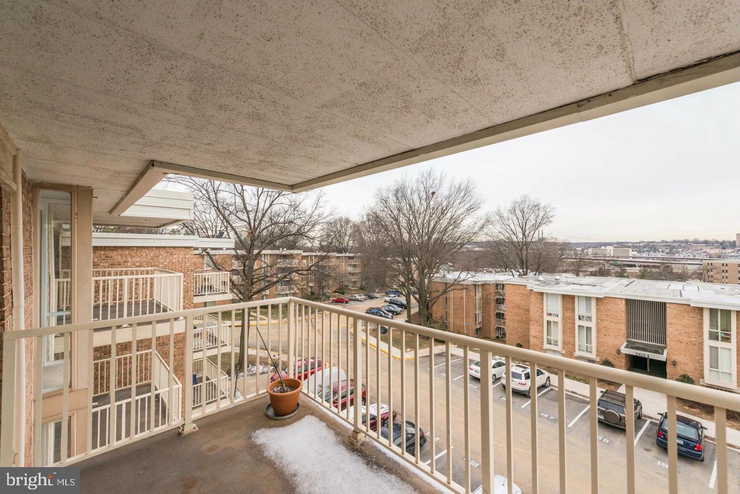 2624 Fort Farnsworth Road, Unit 212 Alexandria, VA 22303 - Photo 18 of 20