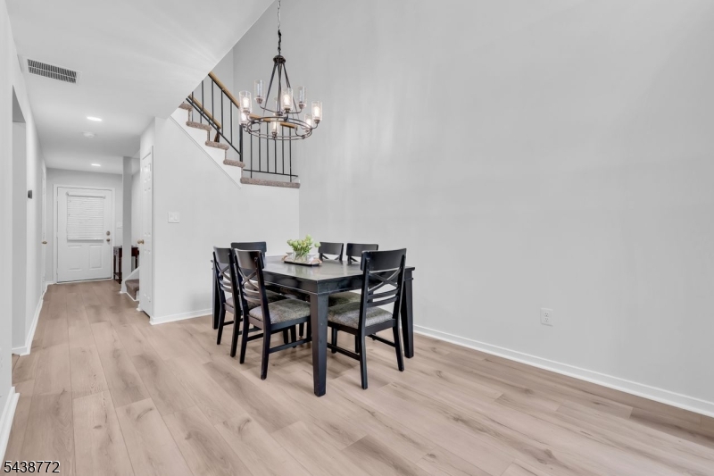 213 Longview Road Bridgewater, NJ 08807 - Photo 11 of 47