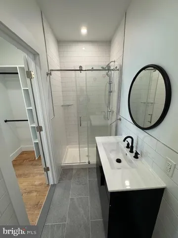 $3,000 | 442 West Queen Lane, Unit 2, Philadelphia, PA 19144