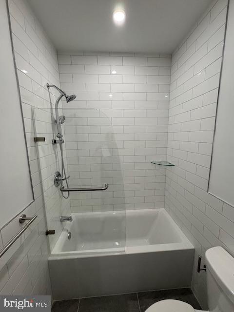 442 West Queen Lane, Unit 2 Philadelphia, PA 19144 - Photo 9 of 31 a bathroom with a bathtub and a shower