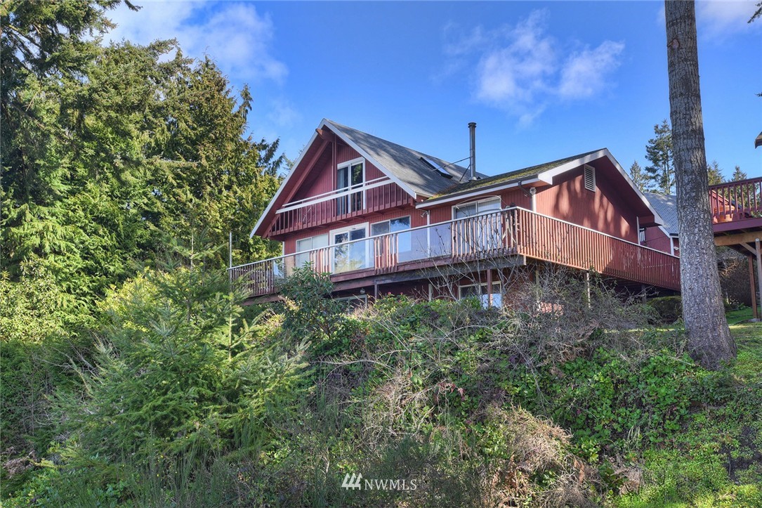340 Adelma Beach Road Port Townsend, WA 98368 - Photo 2 of 25 Gallery Image 2