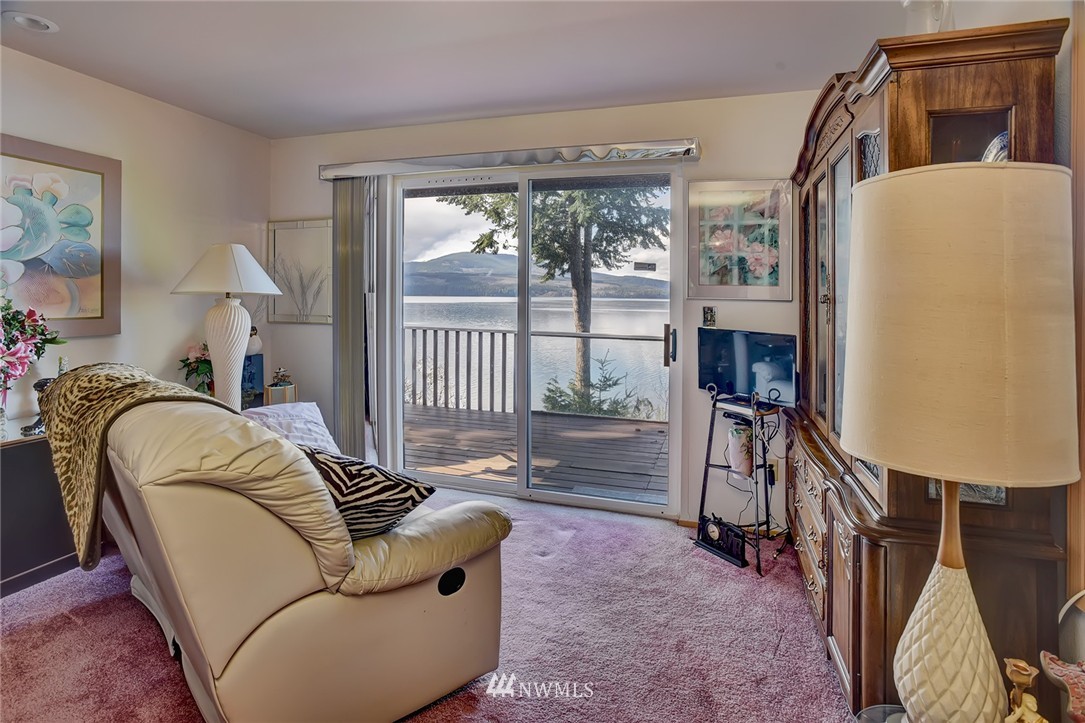 340 Adelma Beach Road Port Townsend, WA 98368 - Photo 10 of 25 Gallery Image 10