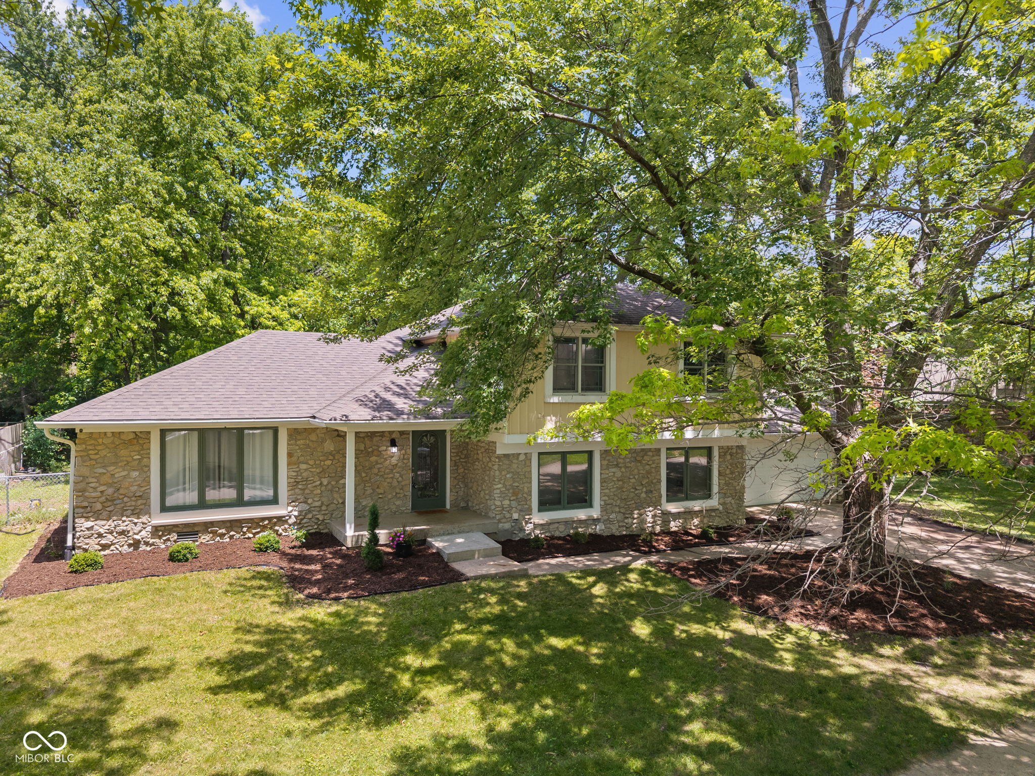 1930 Bechtel Road Indianapolis, IN 46260 - Photo 11 of 52