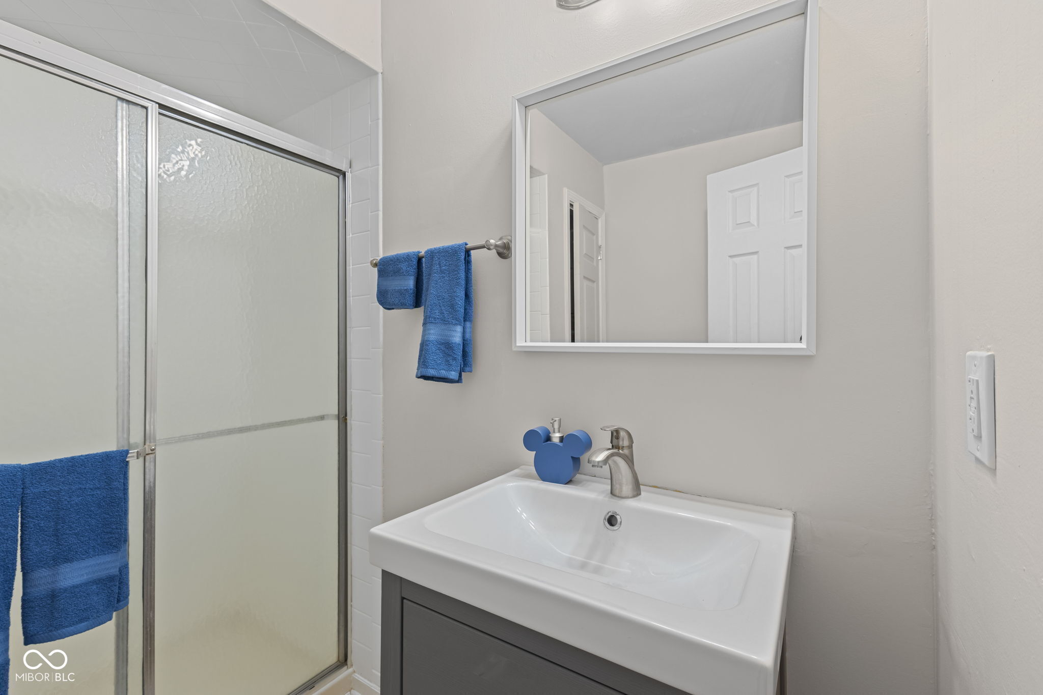 1930 Bechtel Road Indianapolis, IN 46260 - Photo 23 of 52