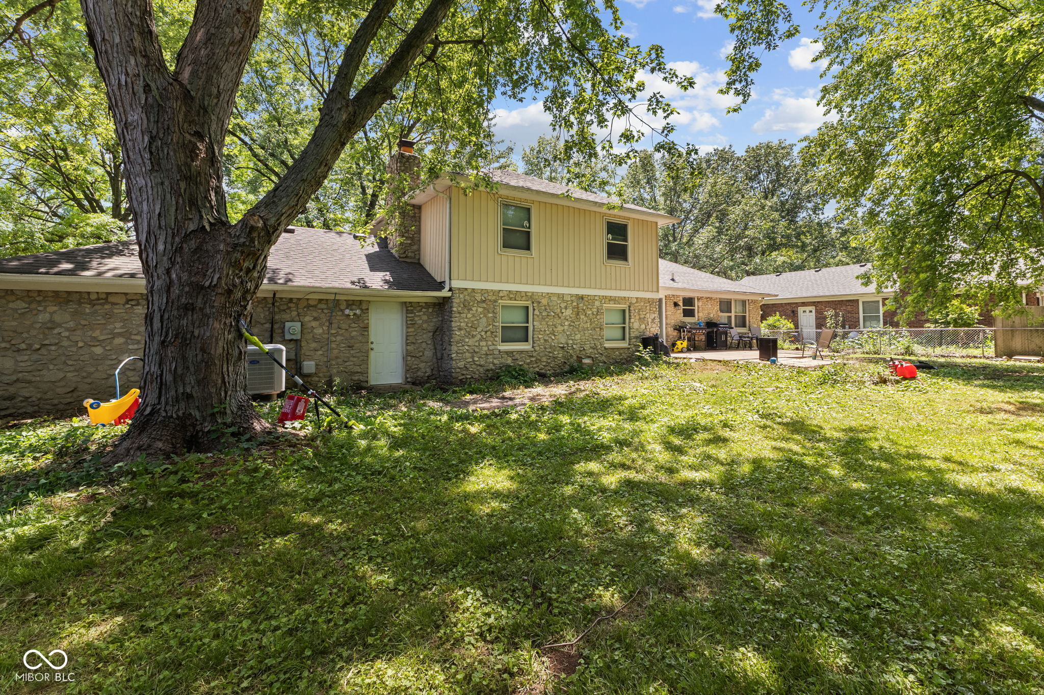 1930 Bechtel Road Indianapolis, IN 46260 - Photo 42 of 52