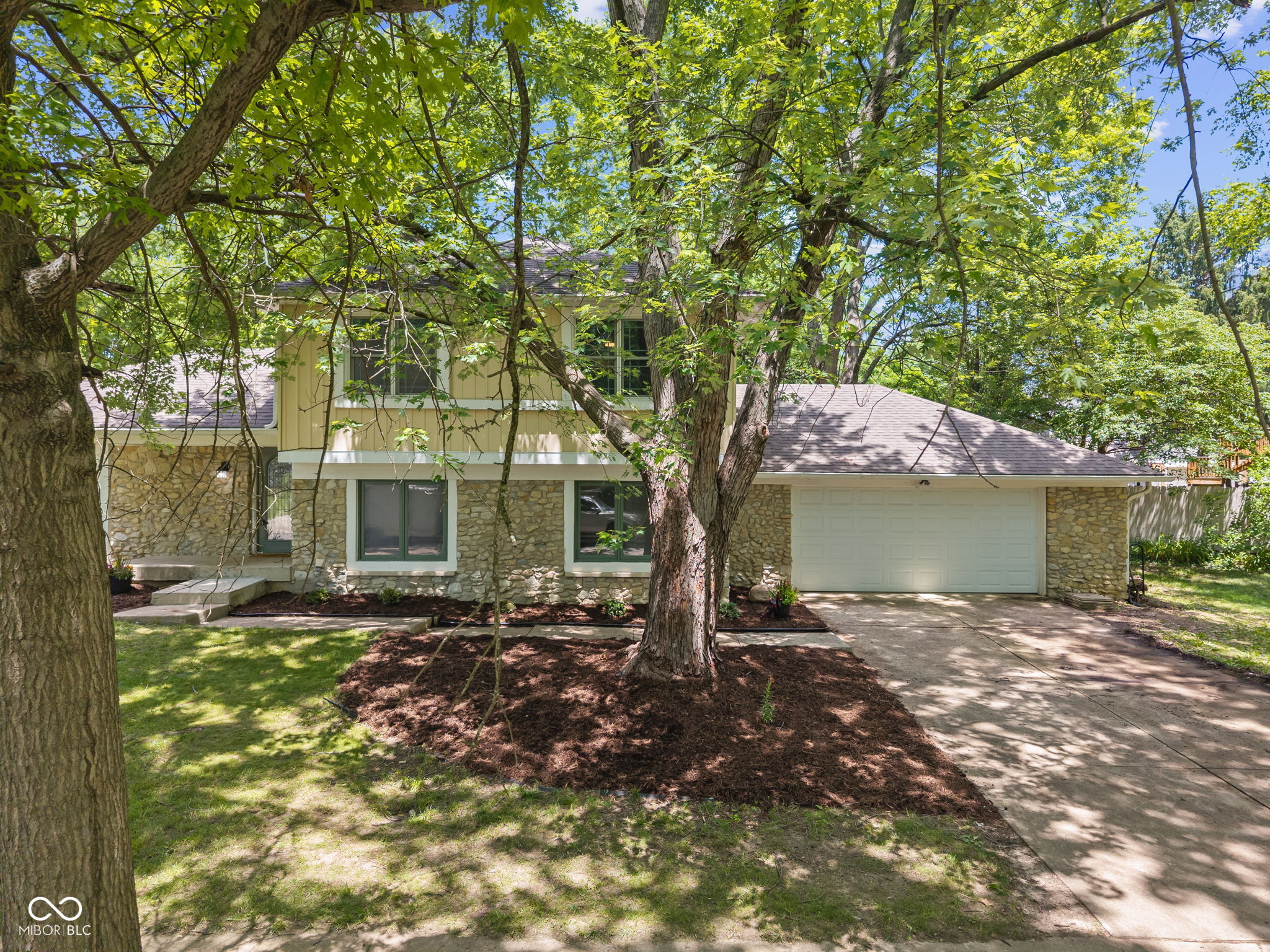 1930 Bechtel Road Indianapolis, IN 46260 - Photo 10 of 52