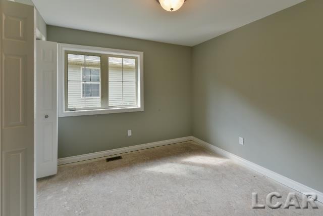 1016 Ridgeview Drive, Unit 30 Tecumseh, MI 49286 - Photo 22 of 35