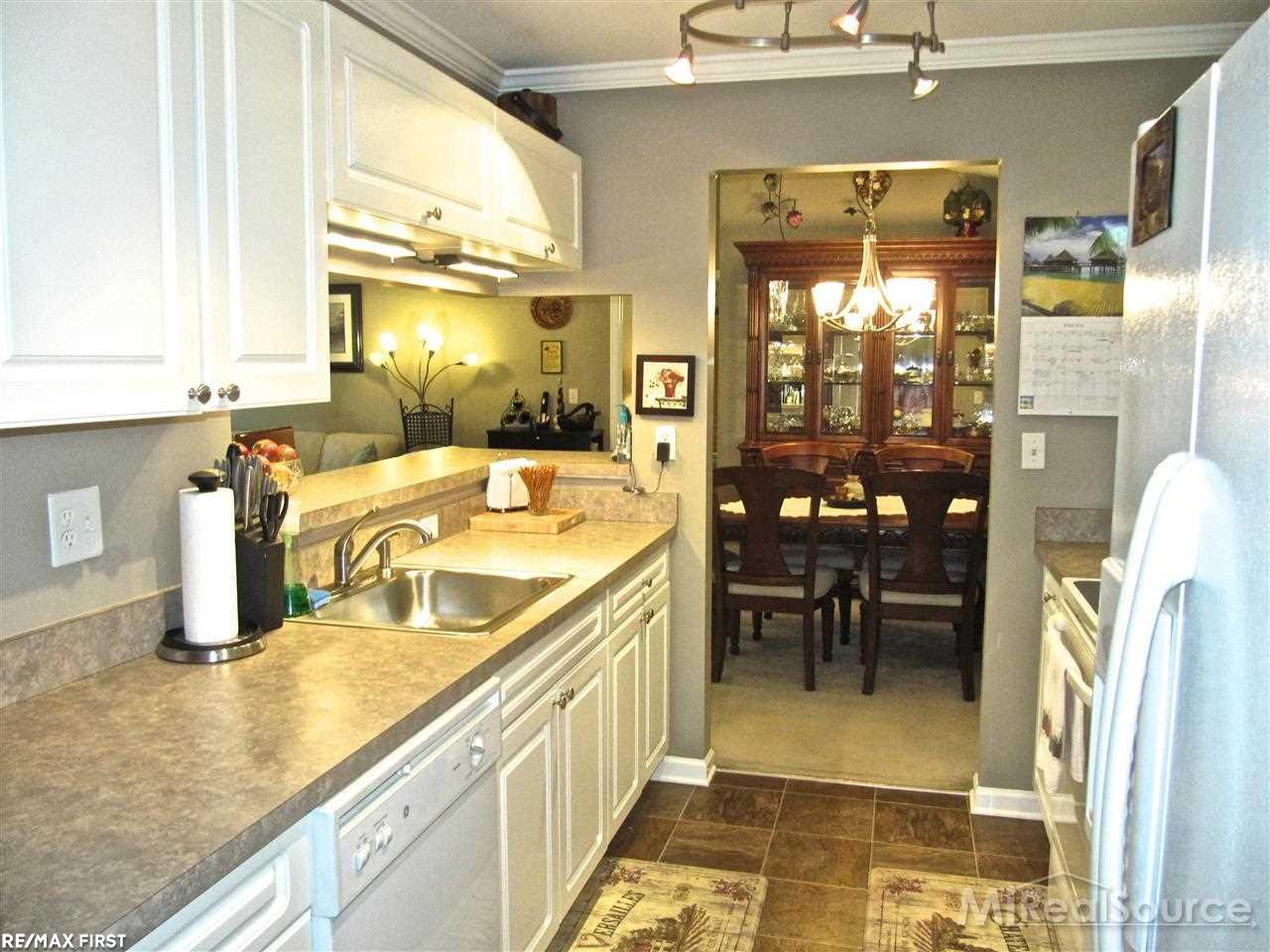 3408 Tremonte Circle Rochester, MI 48306 - Photo 17 of 27