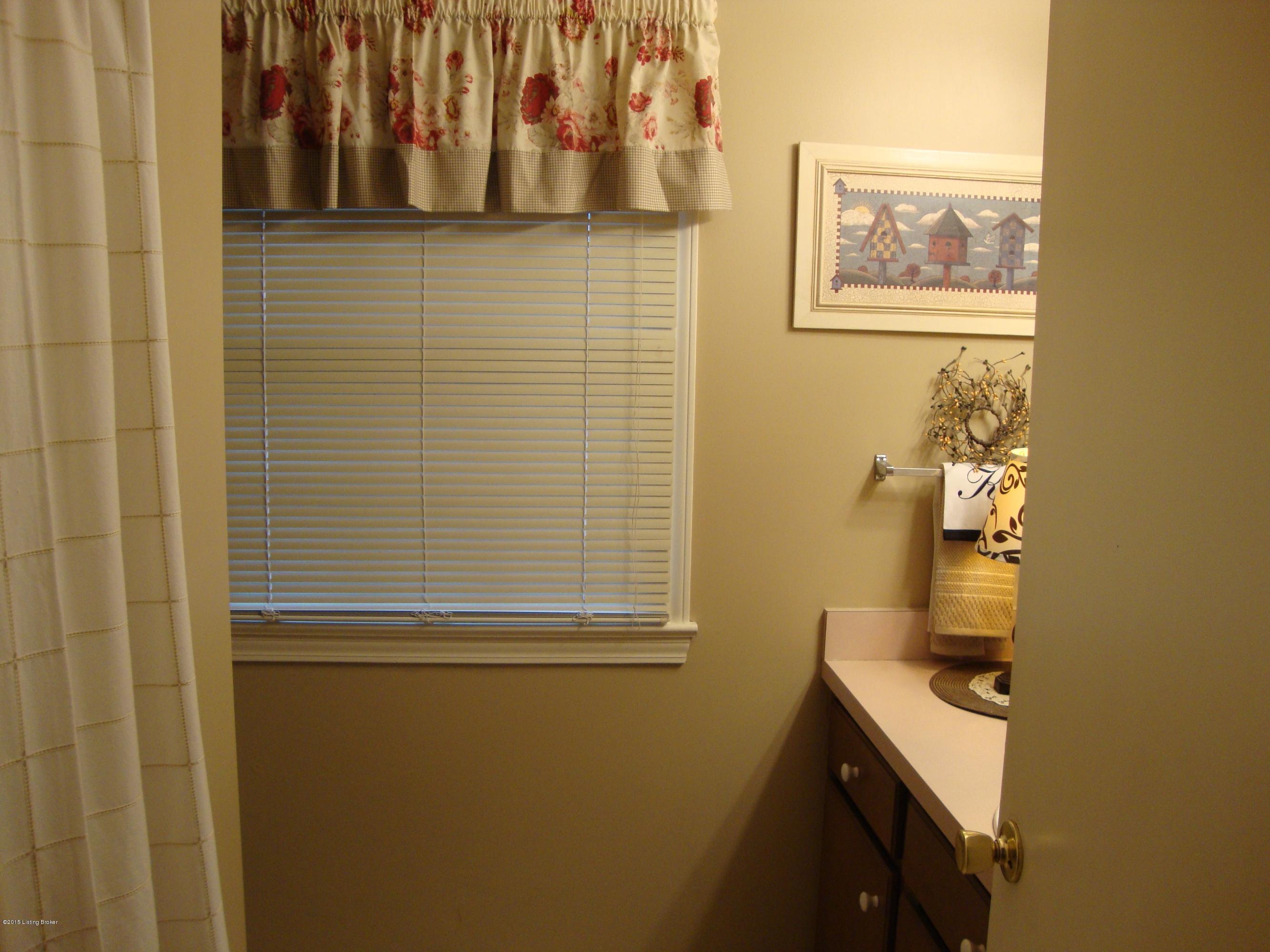 7404 Quail Ridge Road Louisville, KY 40291 - Photo 21 of 21 DSC04750