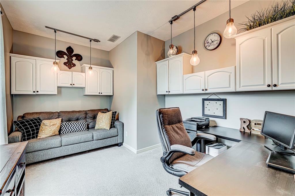 10879 Pine Bluff Drive Fishers, IN 46037 - Photo 15 of 60