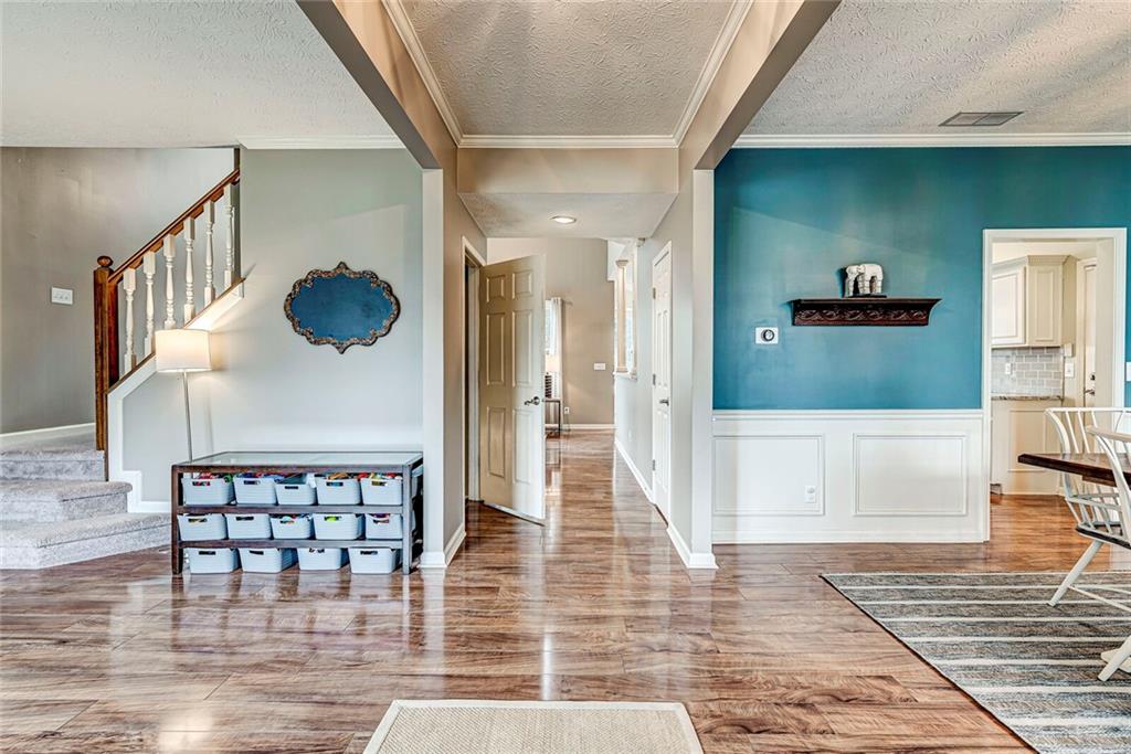 10879 Pine Bluff Drive Fishers, IN 46037 - Photo 4 of 60