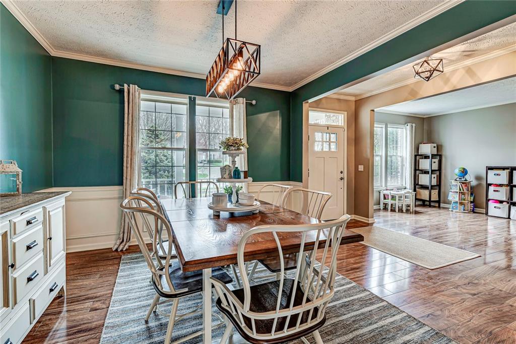 10879 Pine Bluff Drive Fishers, IN 46037 - Photo 7 of 60