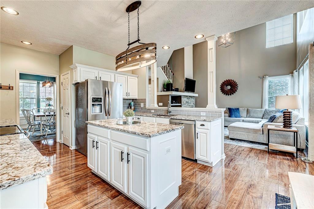 10879 Pine Bluff Drive Fishers, IN 46037 - Photo 8 of 60