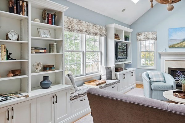 445 Highland Avenue Winchester, MA 01890 - Photo 12 of 39