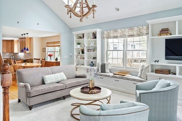 445 Highland Avenue Winchester, MA 01890 - Photo 15 of 39