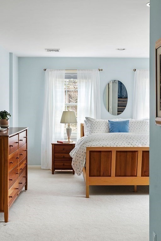 445 Highland Avenue Winchester, MA 01890 - Photo 18 of 39