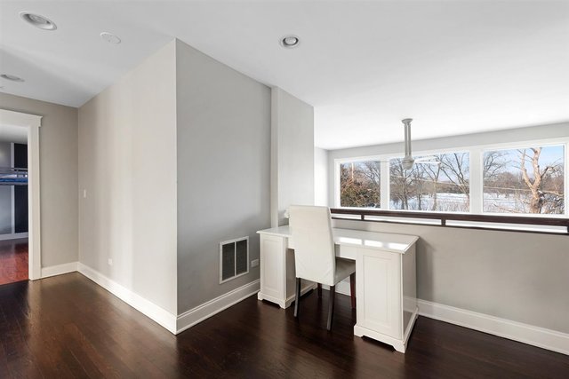 2842 Central Road Glenview, IL 60025 - Photo 24 of 36