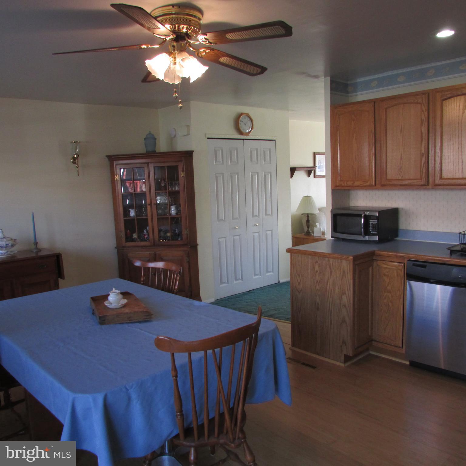 12530 Richton Road Philadelphia, PA 19154 - Photo 10 of 26 Kitchen & Dining Room Combo