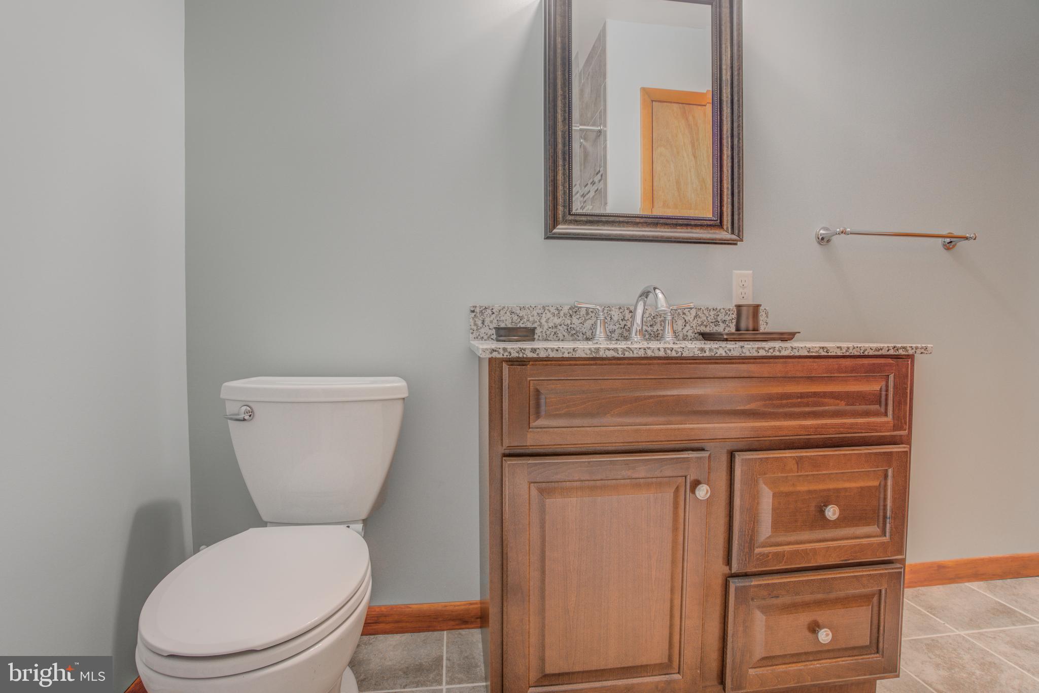 8065 Woodhaven Road Baltimore, MD 21237 - Photo 23 of 35
