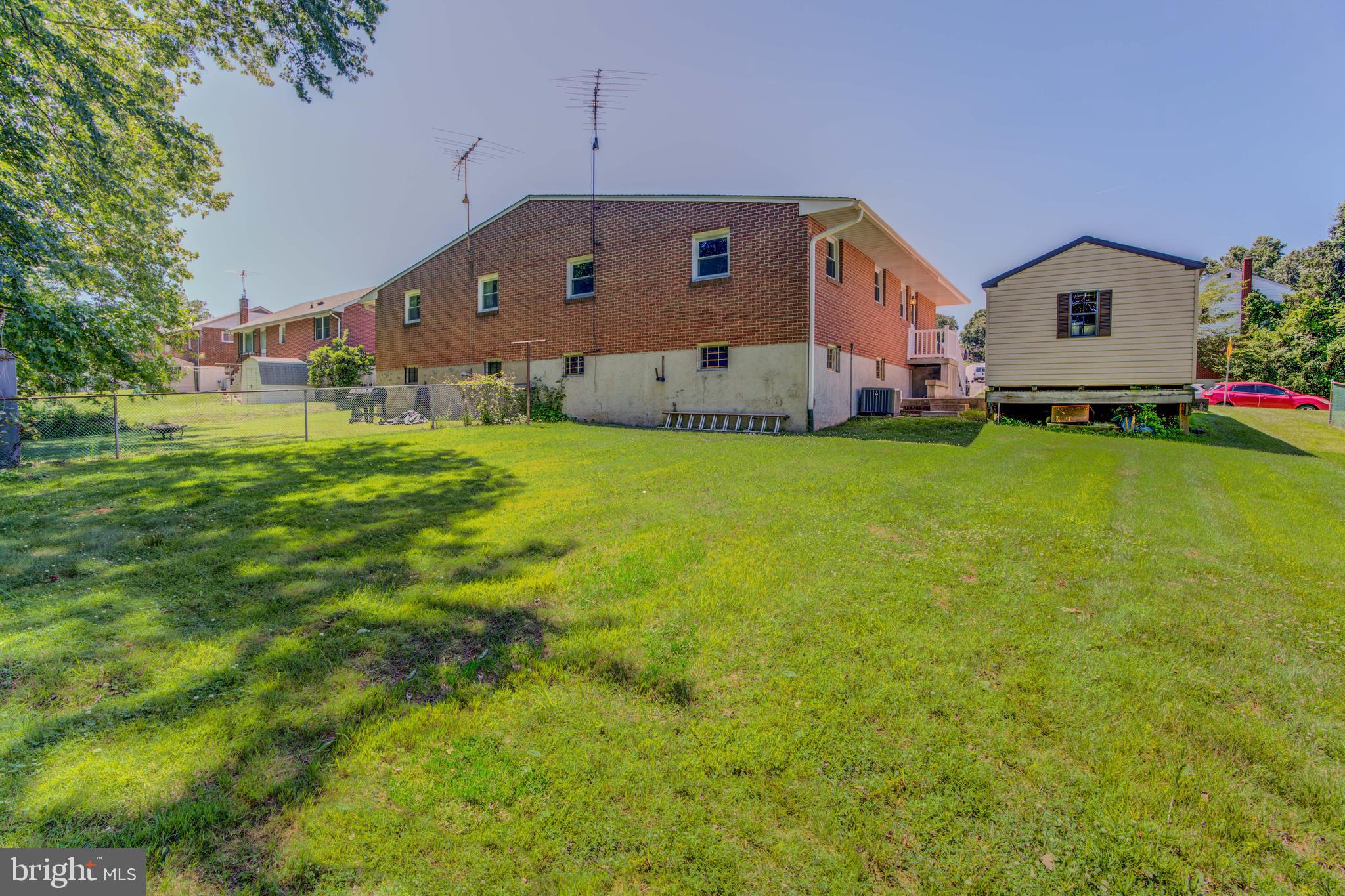 8065 Woodhaven Road Baltimore, MD 21237 - Photo 33 of 35
