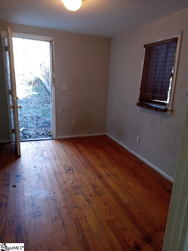311 Worley Road Greenville, SC 29609 - Photo 4 of 8 Gallery Image 4