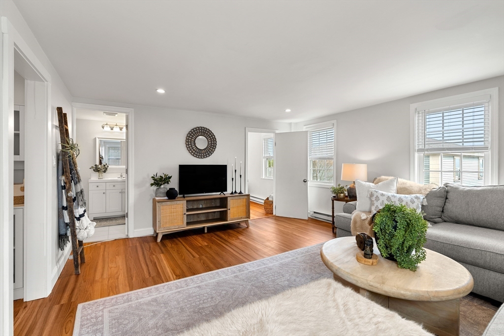 40 Middle Street, Unit 3A Gloucester, MA 01930 - Photo 9 of 14