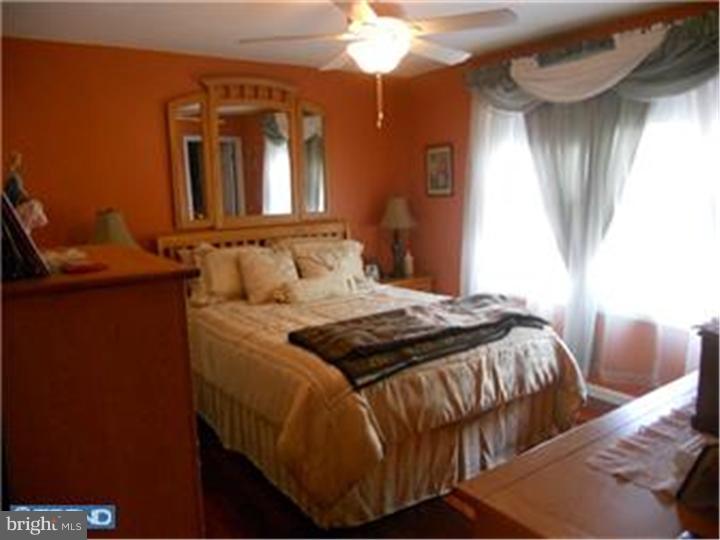 419 Hartford Road Mount Laurel, NJ 08054 - Photo 15 of 25 Bedroom - Main